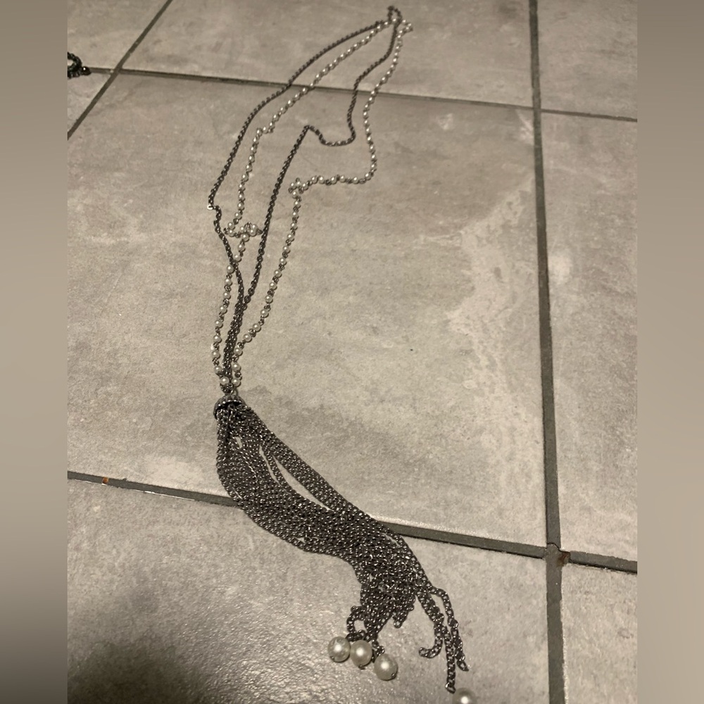 NICE 23” OVER THE HEAD NECKLACE.